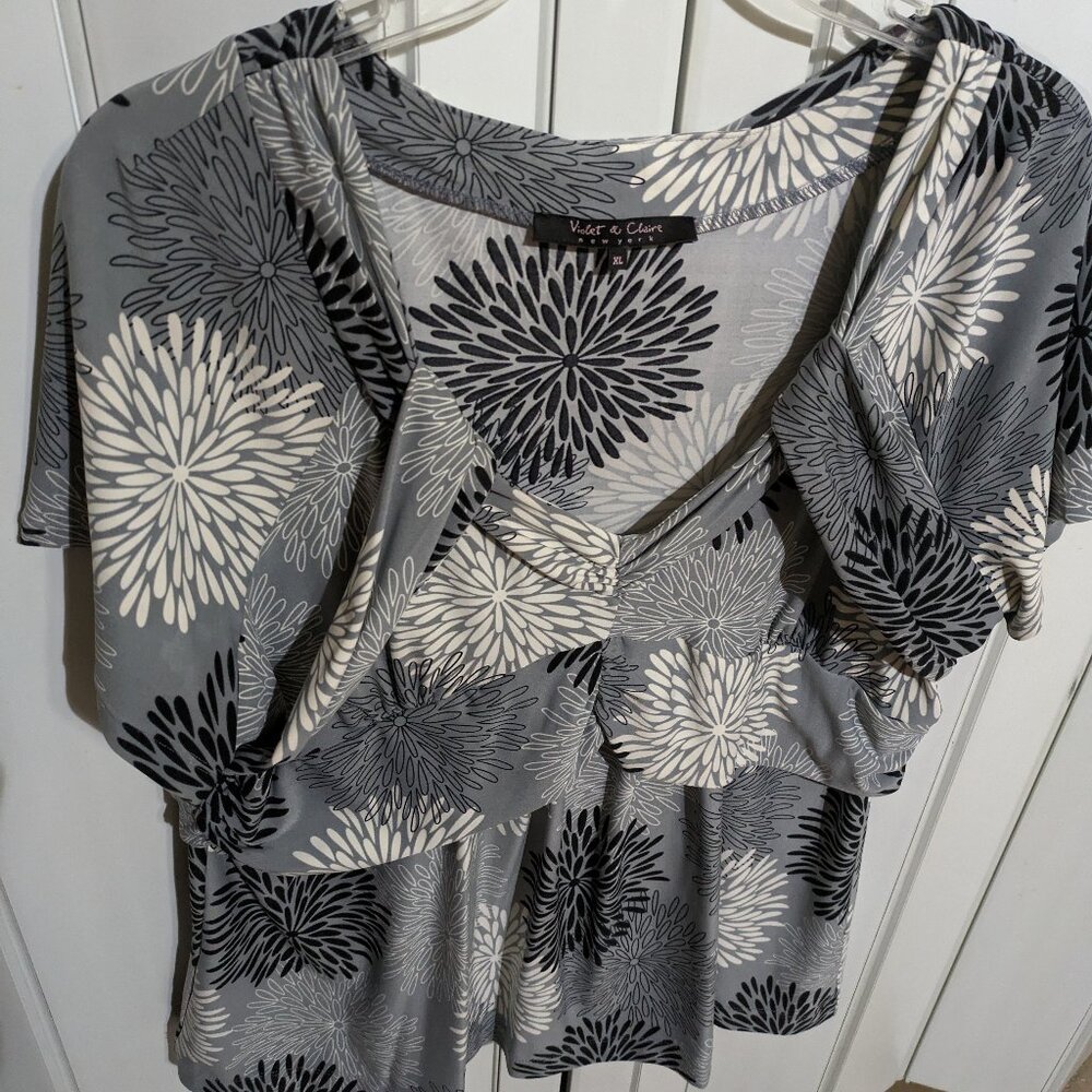 ~Just Beautiful Women's Blouse